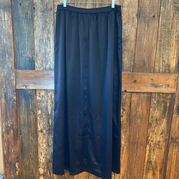 Pim + Larkin Sz M Navy Blue Satin Evening Wedding Long Maxi Flowy Skirt - Picture 3 of 10